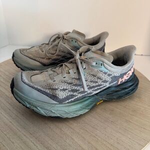HOKA ONE ONE Speedgoat Trail Running Shoes Women’s 7.5 Vibram Megagrip